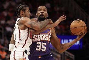 斯通：送走杰伦-格林的决定并不容易 他完成了我们要求的一切