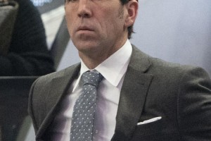 《洛杉矶时报》作家：新湖人会不顾身价签卓越经理&amp;amp;教练 像迈尔斯