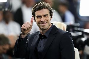 贝老板！泰晤士报：贝尔牵头的财团4000万镑报价收购卡迪夫城