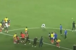 开云APP-美洲杯半决赛后 哥乌球员球迷爆发冲突怪苏亚雷斯